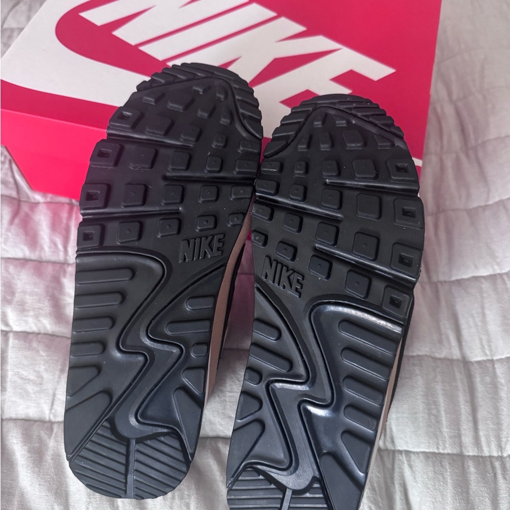 Nike Women’s Air Max 90 Futura Sneakers - Picture 5 of 9
